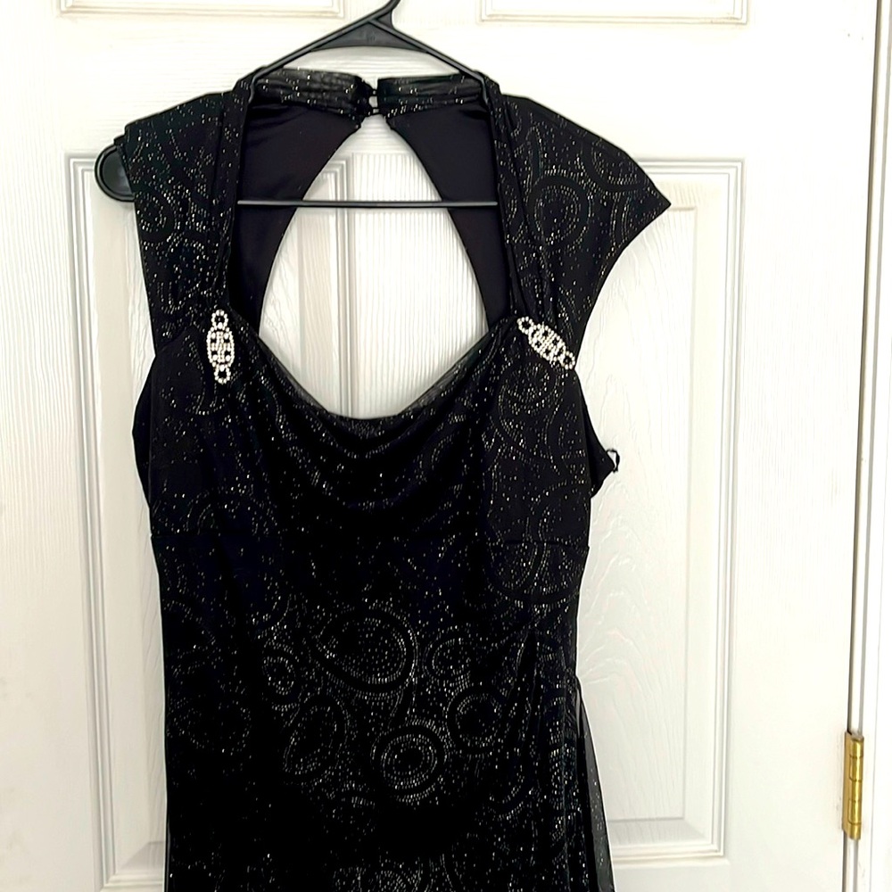 GUC. Beautiful black sparkly formal dress.